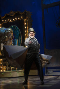 Timothy Shew as The Wizard. (Photo by Joan Marcus)