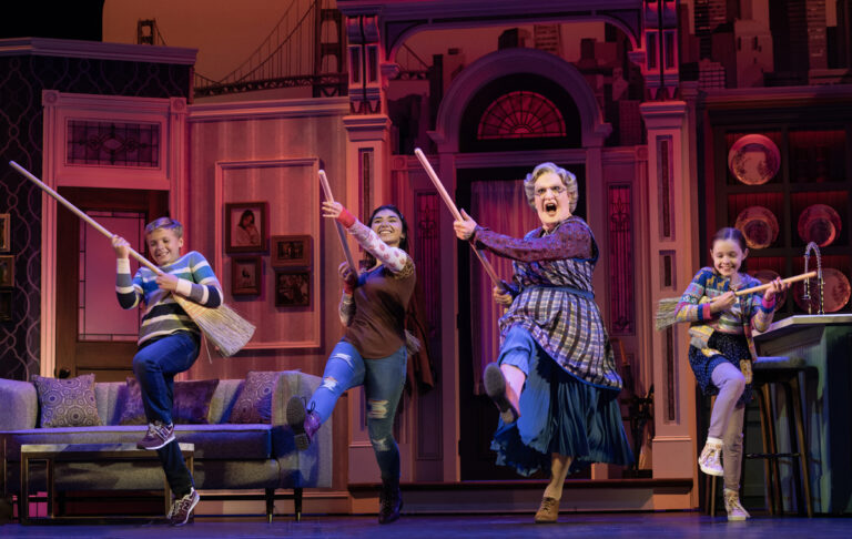 Rob McClure a masterful tour-de-force in national tour of ‘Mrs. Doubtfire’