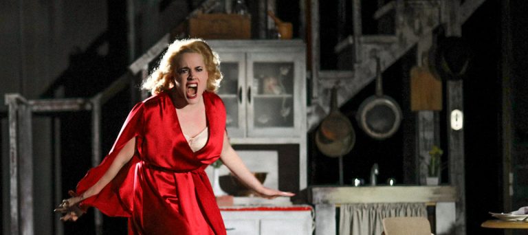 Williams’ ‘Streetcar’ goes slightly off rails at Le Petit