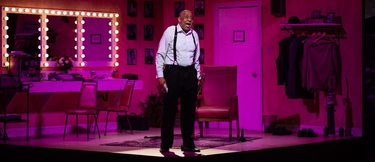 Henley soars in solo work in ‘Satchmo at the Waldorf’