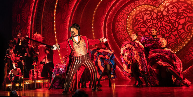 National tour of ‘Moulin Rouge’ thrills Saenger audience