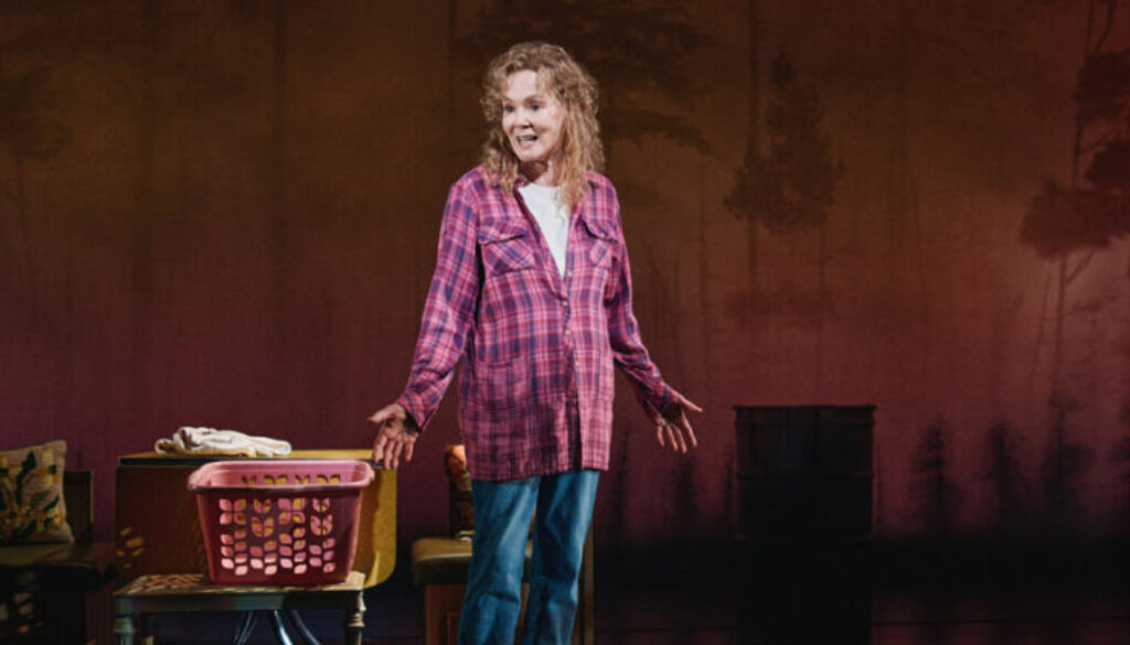 7. Jean Smart in Call Me Izzy TC(credit Emilio Madrid)_4833