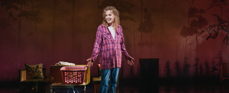 Jean Smart is riveting in ‘Call Me Izzy’